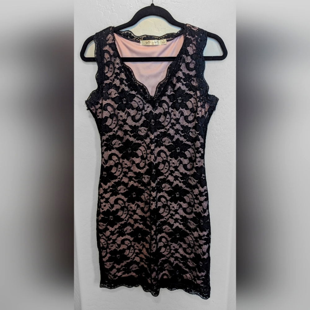 Liberty Love Dress - Black & Pink - Medium